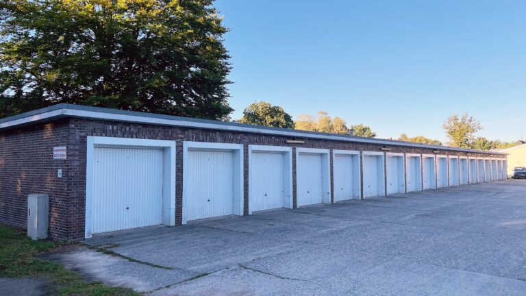 Garagenhof Upjeversche Straße 7 in Schortens